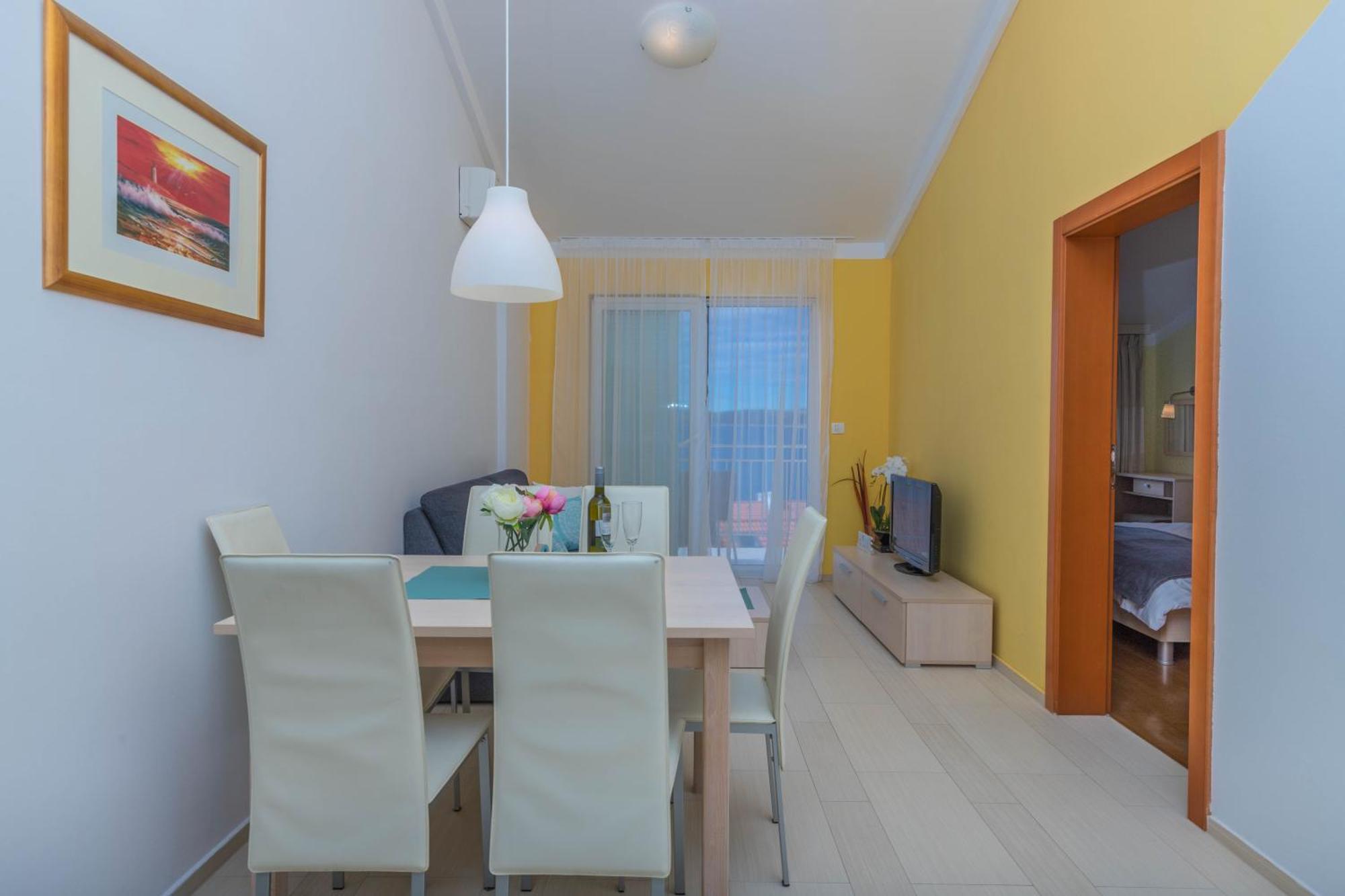 Nala Apartman 9 Apartment เซลเซ ภายนอก รูปภาพ